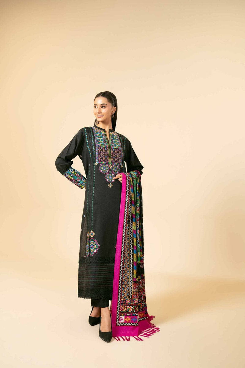 img_nishat_winter_24_awwal_boutique