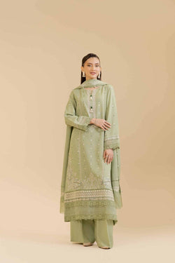 img_nishat_winter_24_awwal_boutique