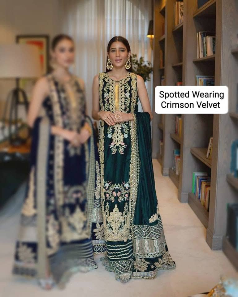 img_crimson_velvet_pakistani_suits_awwal_boutique