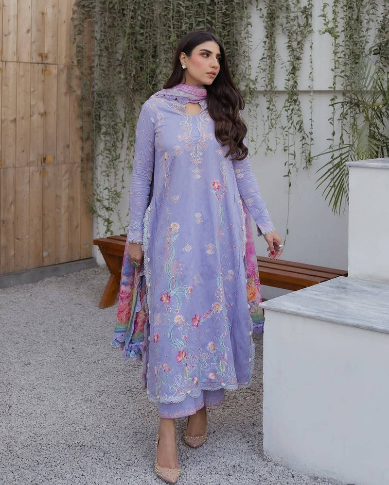 img_farah_talib_aziz_lawn_awwal_boutique