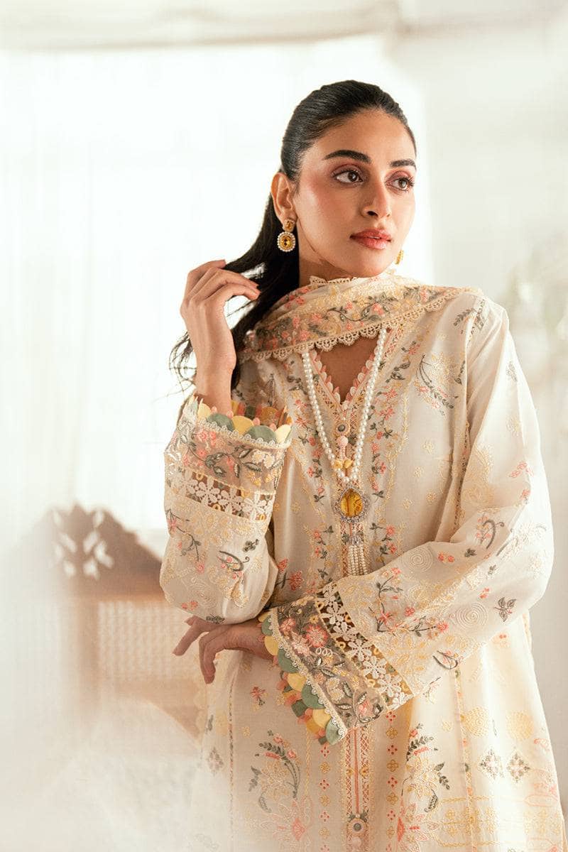 img_qalamkar_lawn_awwal_boutique