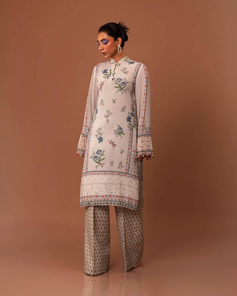 img_mahay_by_sana_safinaz_winter_awwal_boutique