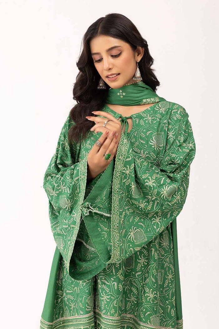 img_gul_ahmed_winter_pashmina_shawl_collection_awwal_boutique