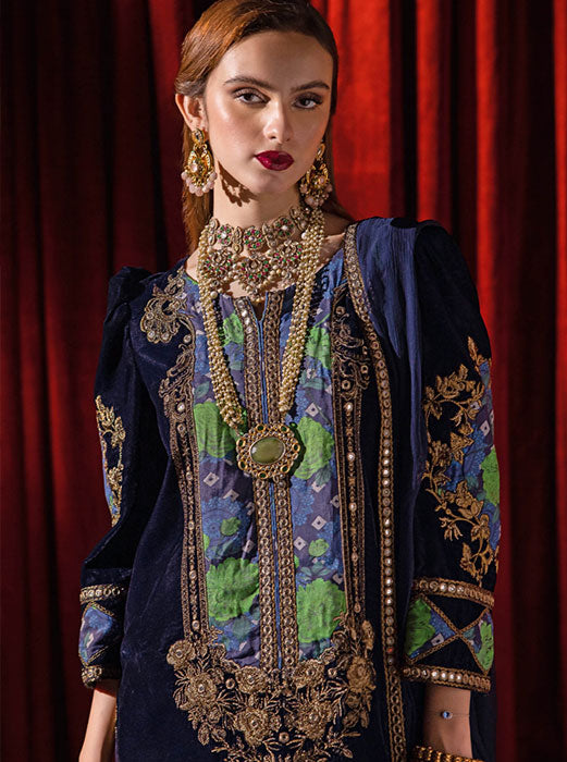 img_pakistani_velvet_awwal_boutique