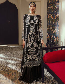 Restocked/Emaan Adeel Belle Robe/04