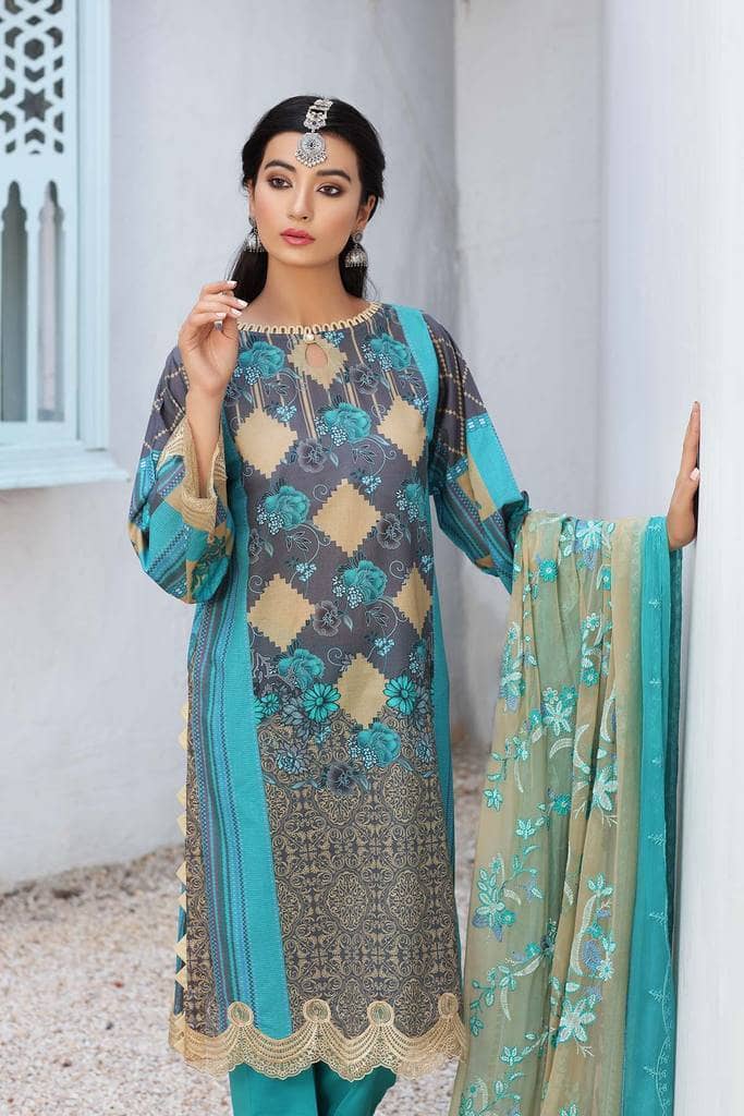 img_charizma_naranji_lawn_2021_awwal_boutique