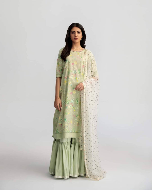 img_coco_lawn_by_zara_shahjahan_23_awwal_boutique