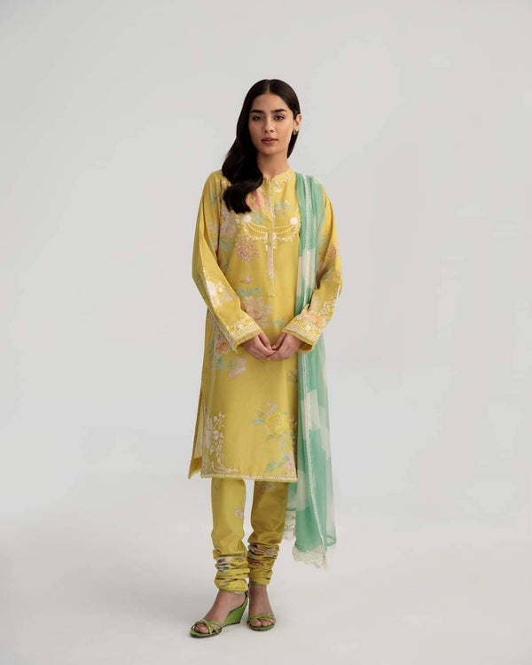 img_coco_lawn_by_zara_shahjahan_23_awwal_boutique