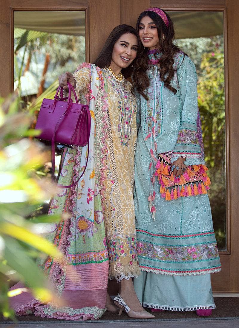 img_farah_talib_aziz_lawn_22_awwal_boutique_awwal_boutique