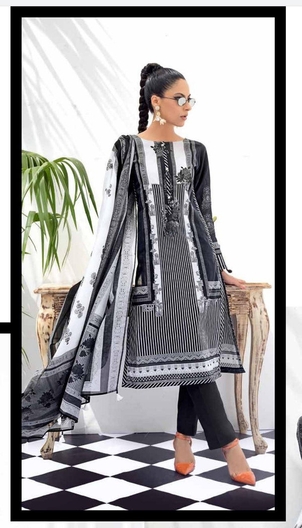 img_gul_ahmed_black_and_white_collection_awwal_boutique