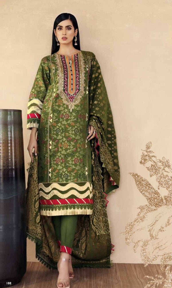 img_gul_ahmed_luxury_collection_2021_awwal_boutique