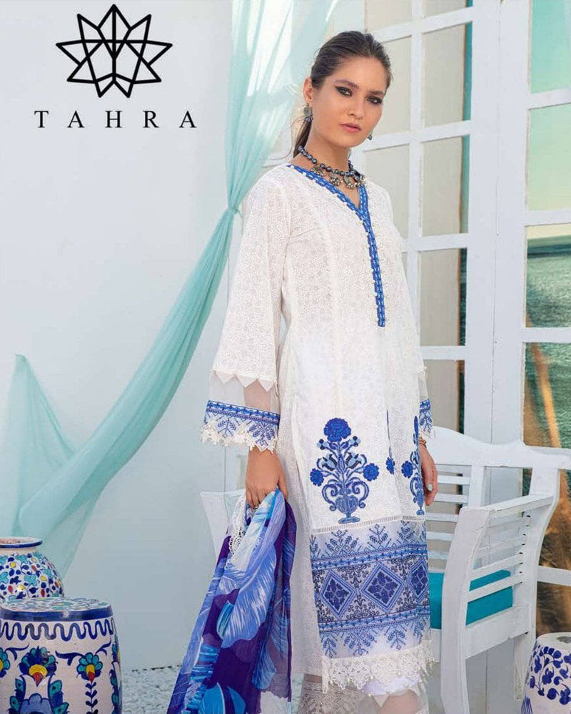 img_zainab_chottani_tahra_eid_lawn_2021_awwal_boutique