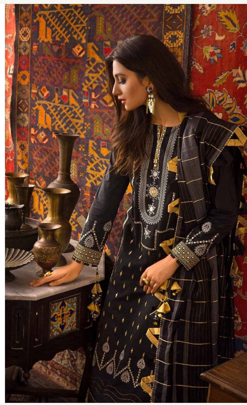 img_gul_ahmed_winter_jacquard_collection_21_awwal_boutique