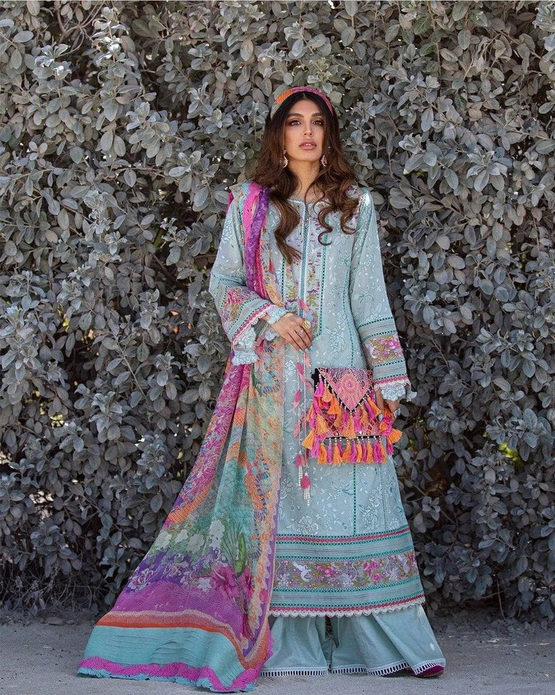 img_farah_talib_aziz_lawn_22_awwal_boutique_awwal_boutique