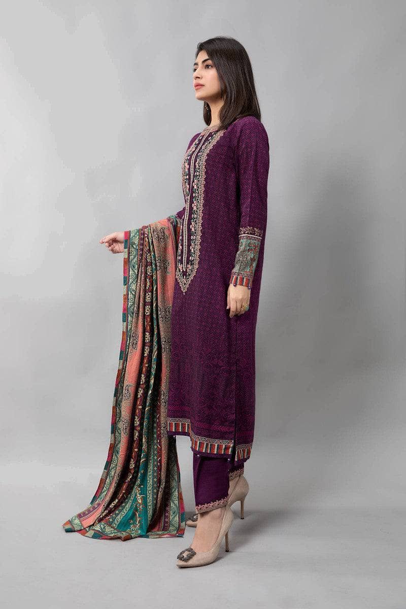 img_maria_b_m_prints_winter_awwal_boutique